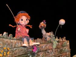Гастроли Театра кукол ПЬЕРО (г.Оренбург): Про девочку Аленку и её гусенка